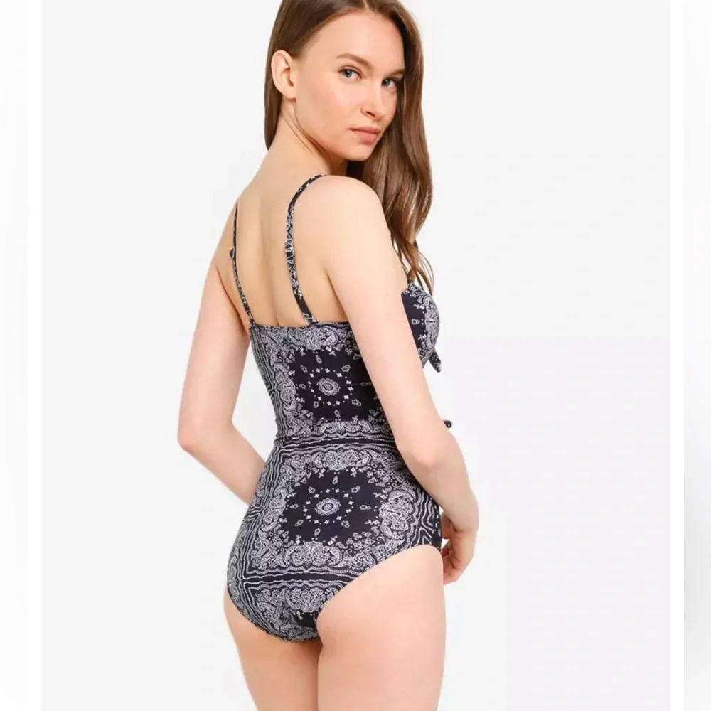 Black White Paisley Bandana Print Monokini One Piece Bathing Suit size L small - Picture 7 of 17